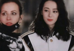 女主在娱乐圈吃瓜,女主的吃瓜日常